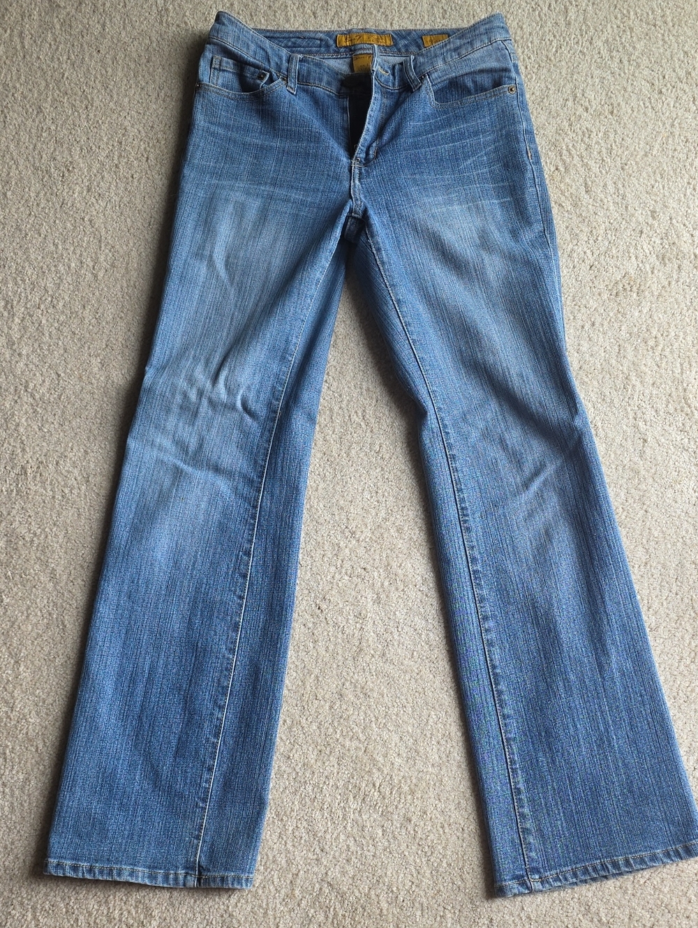 Seven7 Size 6 Flare Light Denim Jeans